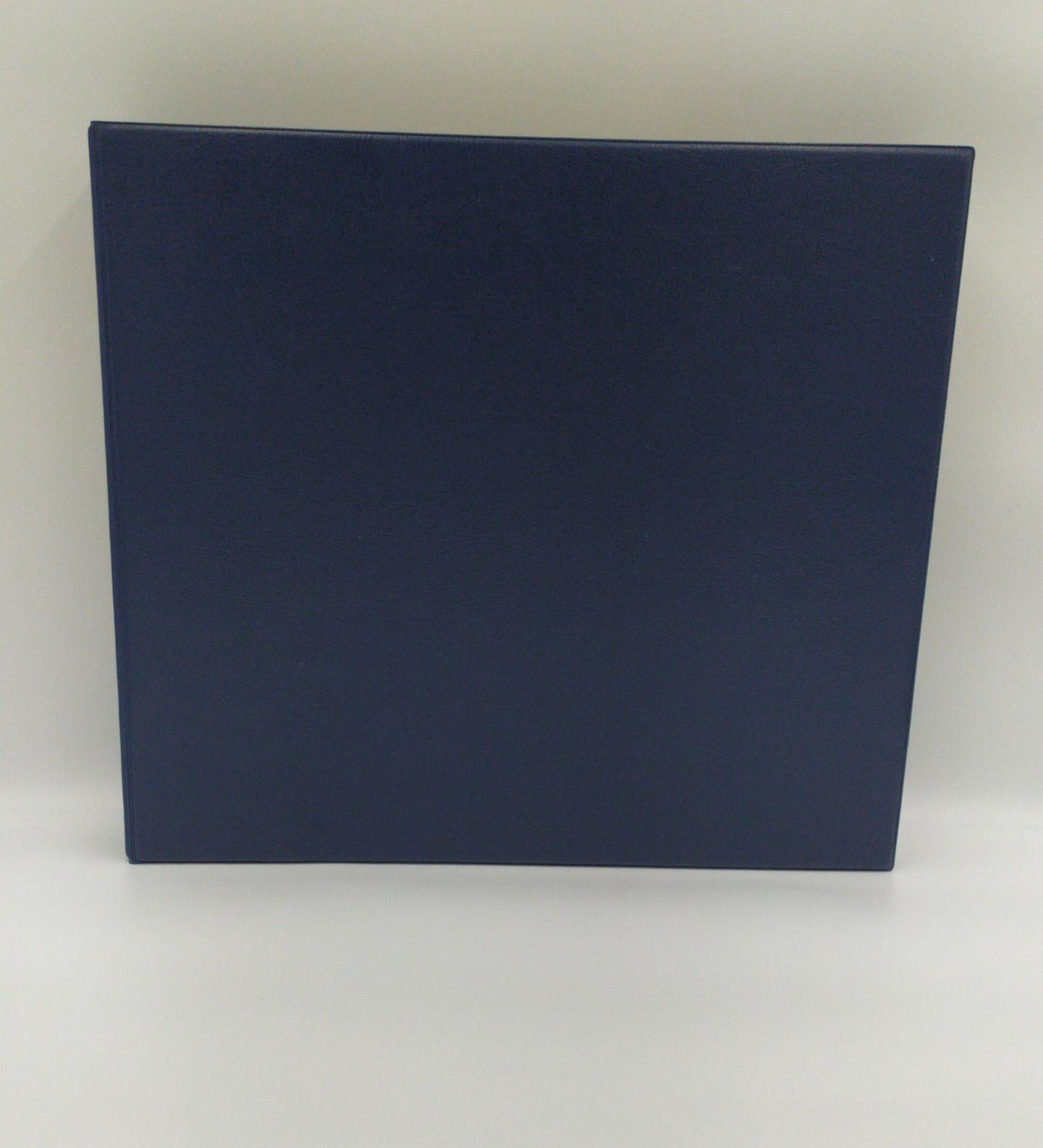 ART. CG BLU - COPERTINA GIGANTE PER INSERIRE FOGLI CARTOLINE A 6 SCOMPARTI 35*39*4,5