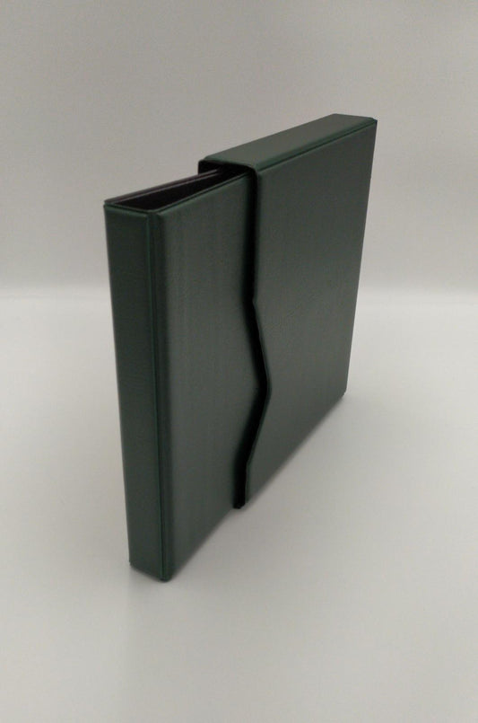 ART. CN VERDE - COPERTINA DORSO MEDIO 20,5*25*3 SENZA SCRITTA